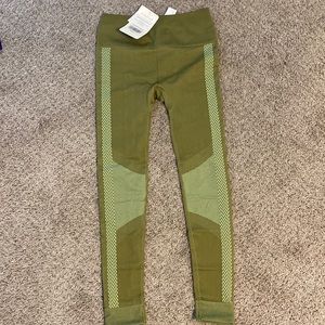 Fabletics Green Leggings NWT